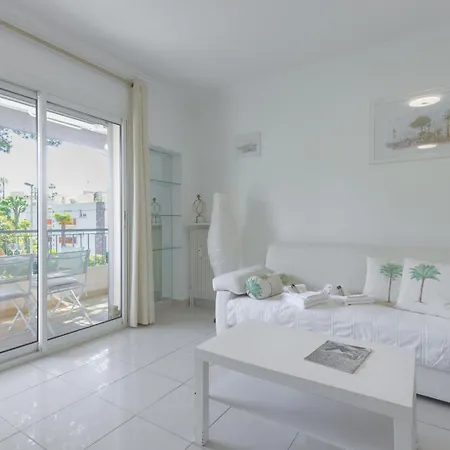 Guestready - Crystal White Escape Near Belvedere Apartment Cannes