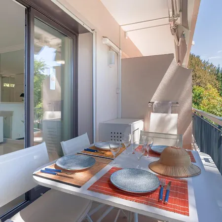 Guestready - Crystal White Escape Near Belvedere Apartment *